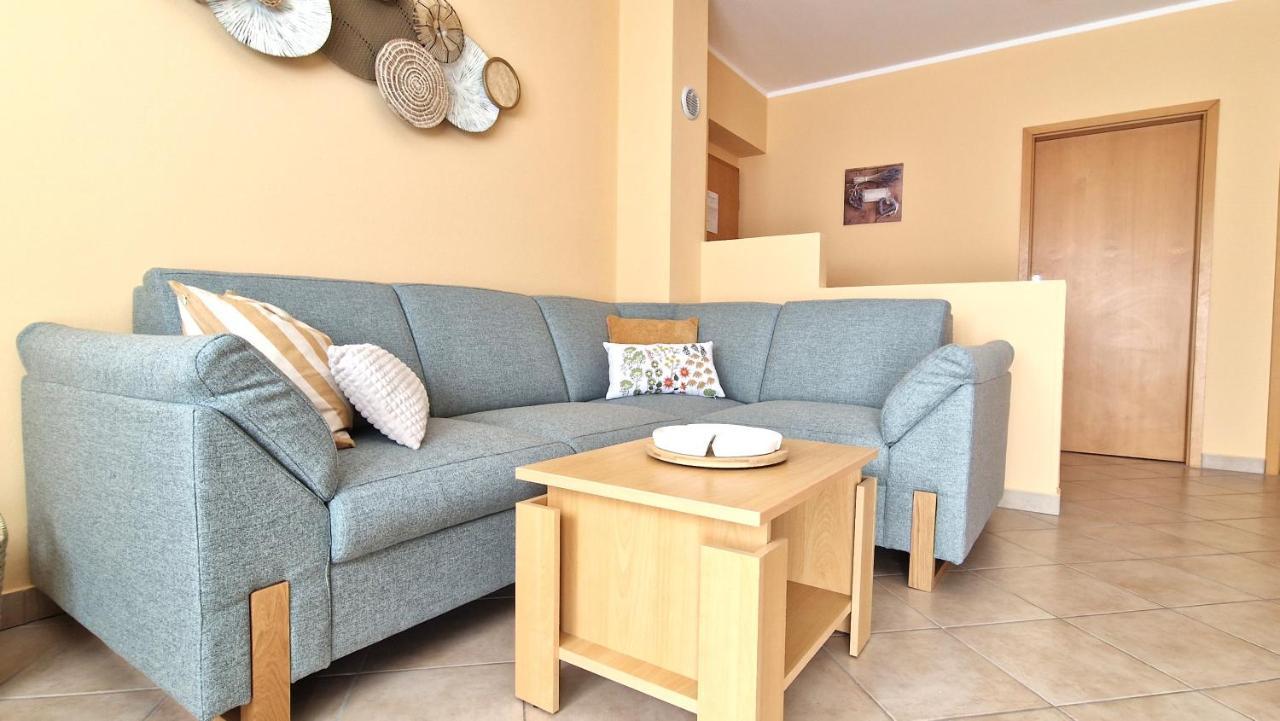Apartments Ana & Ivan Krk Town Bagian luar foto