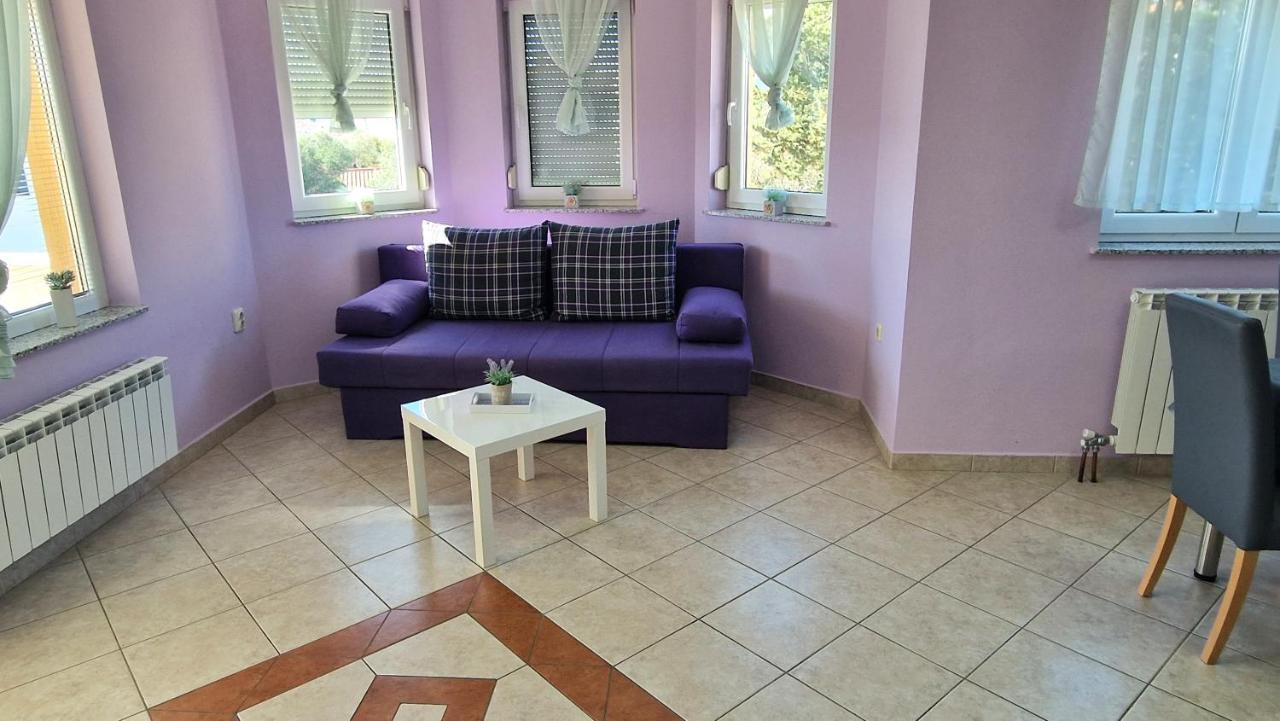 Apartments Ana & Ivan Krk Town Bagian luar foto