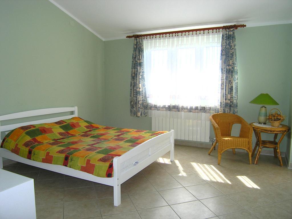 Apartments Ana & Ivan Krk Town Bagian luar foto